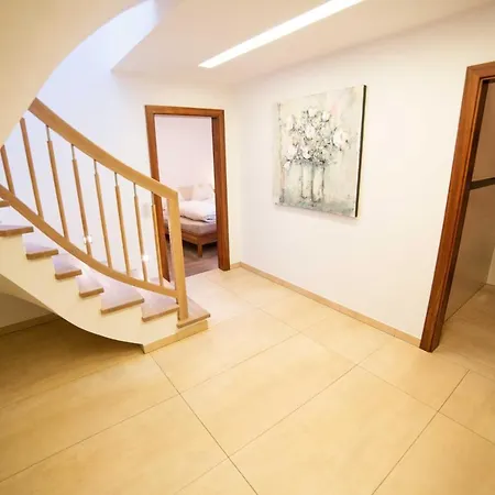 Steger Guest house